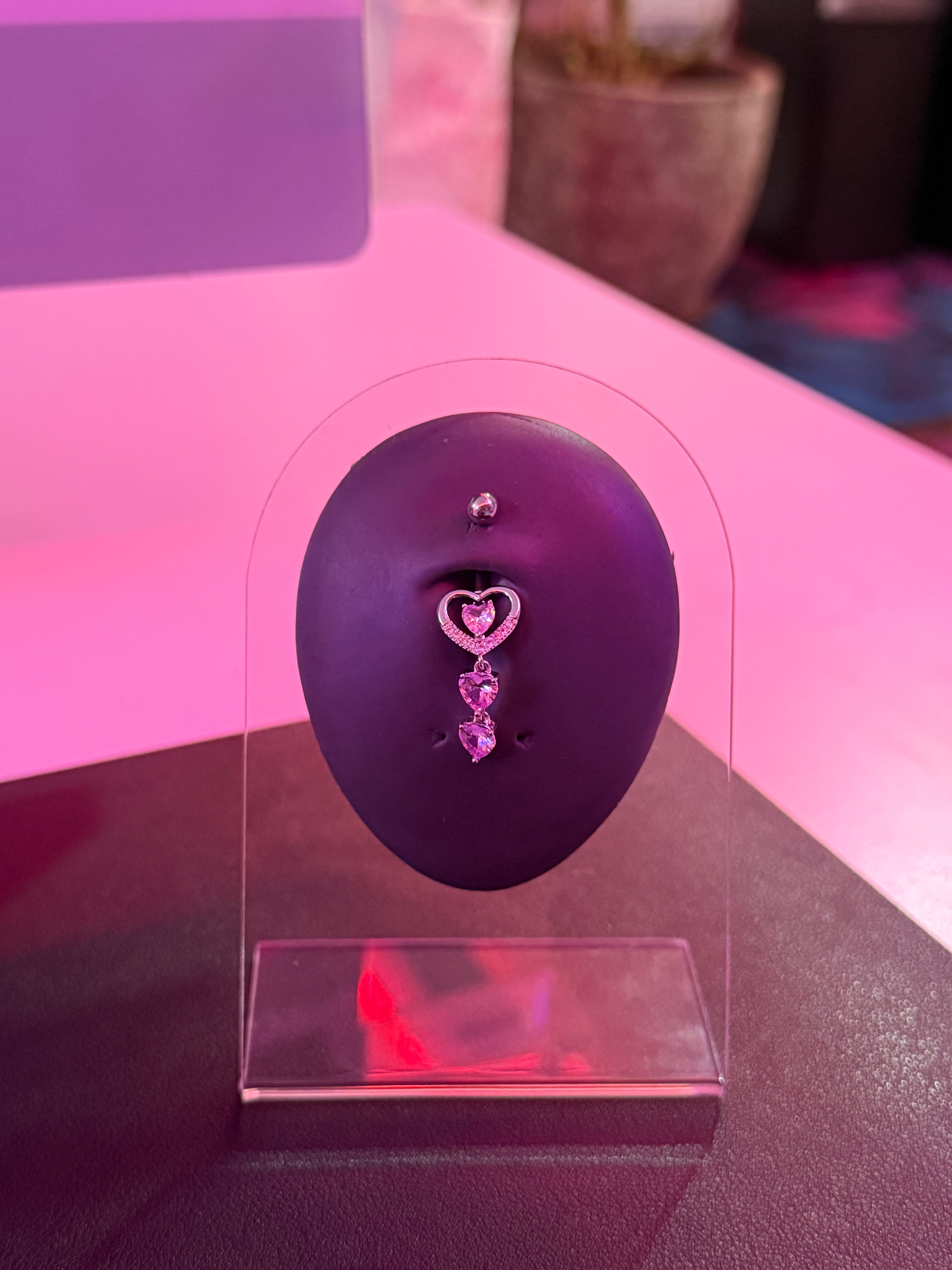 Hollow Heart Dangle Belly Piercing