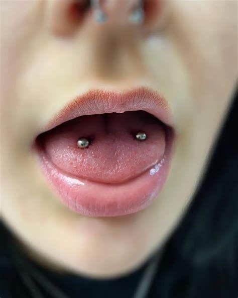 Frog Eyes Piercing